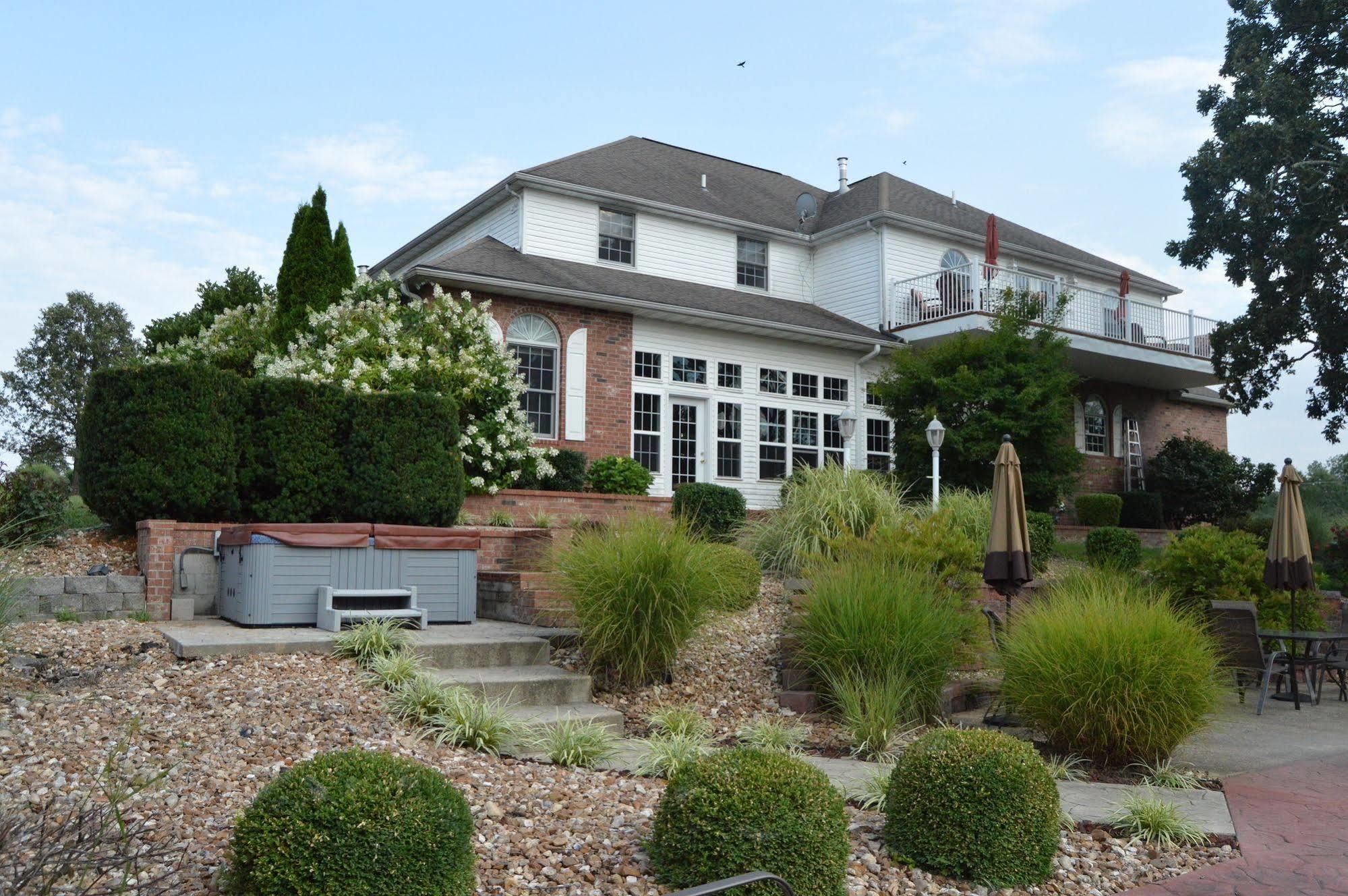 Lafayette Grand Manor Apartment Waynesville ภายนอก รูปภาพ