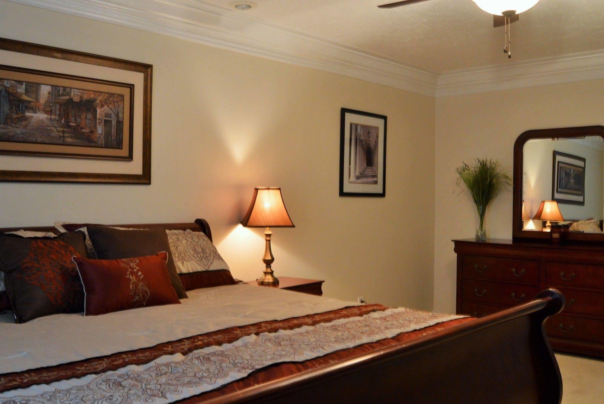 Lafayette Grand Manor Apartment Waynesville ภายนอก รูปภาพ